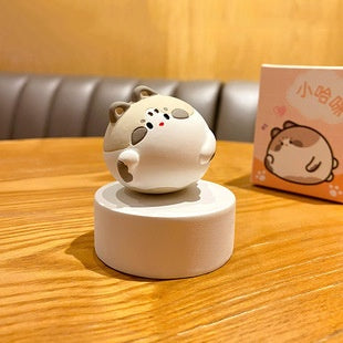 Original Little Kitten Creative Resin Figurine