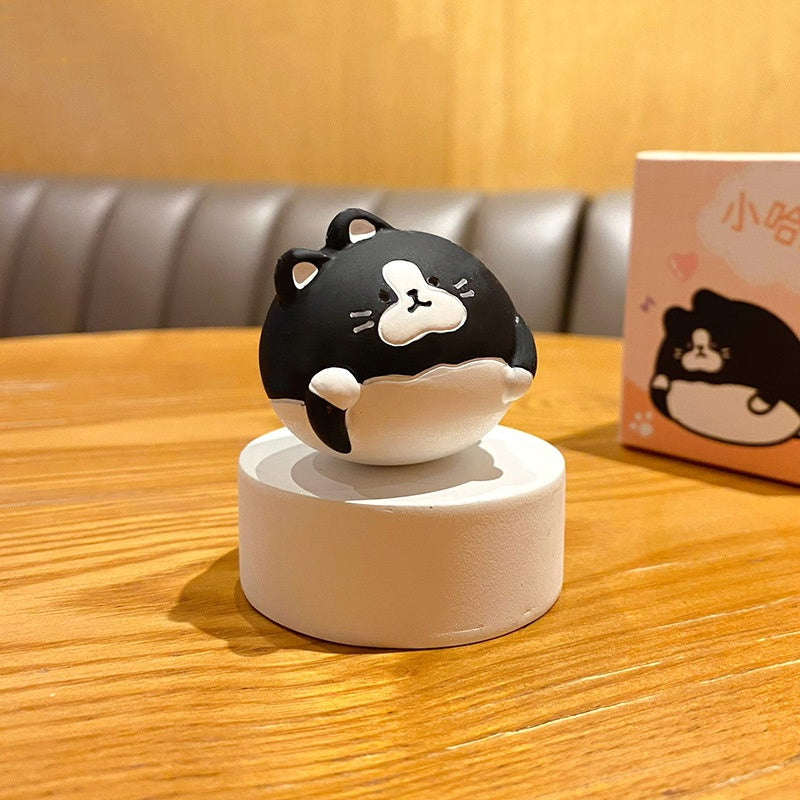 Original Little Kitten Creative Resin Figurine