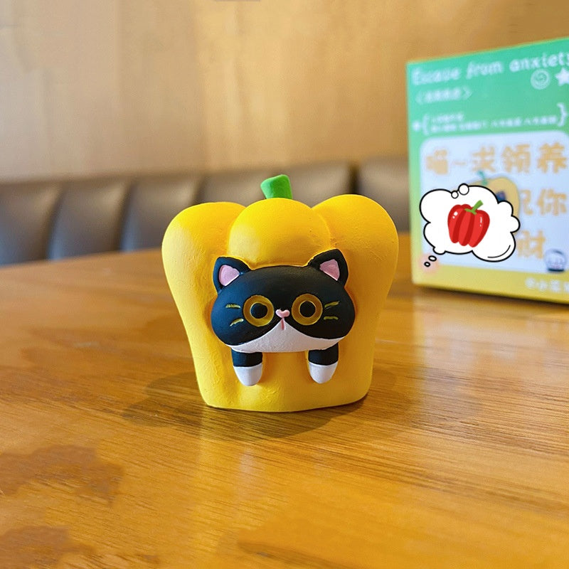 Original Design Resin Little Cat-shaped Vegetable Desktop Decorative Ornaments
