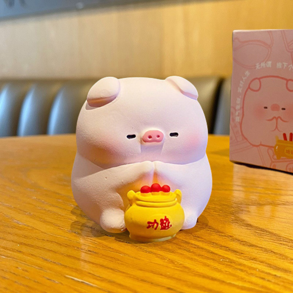 Original Creative Exquisite Resin Buddhist Piggy Figurine Home Desktop Ornaments